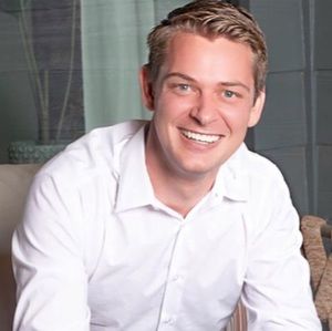 Meet your Posher, Logan